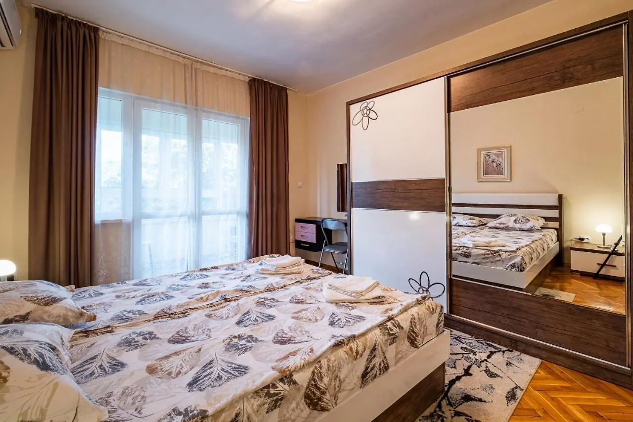 Primorski 2Bdrm Central Apartment Varna 0*,  Bulgaria