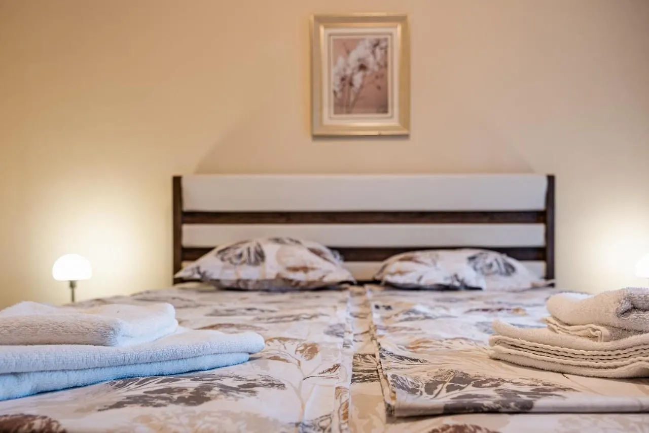 Primorski 2Bdrm Central Apartment Varna